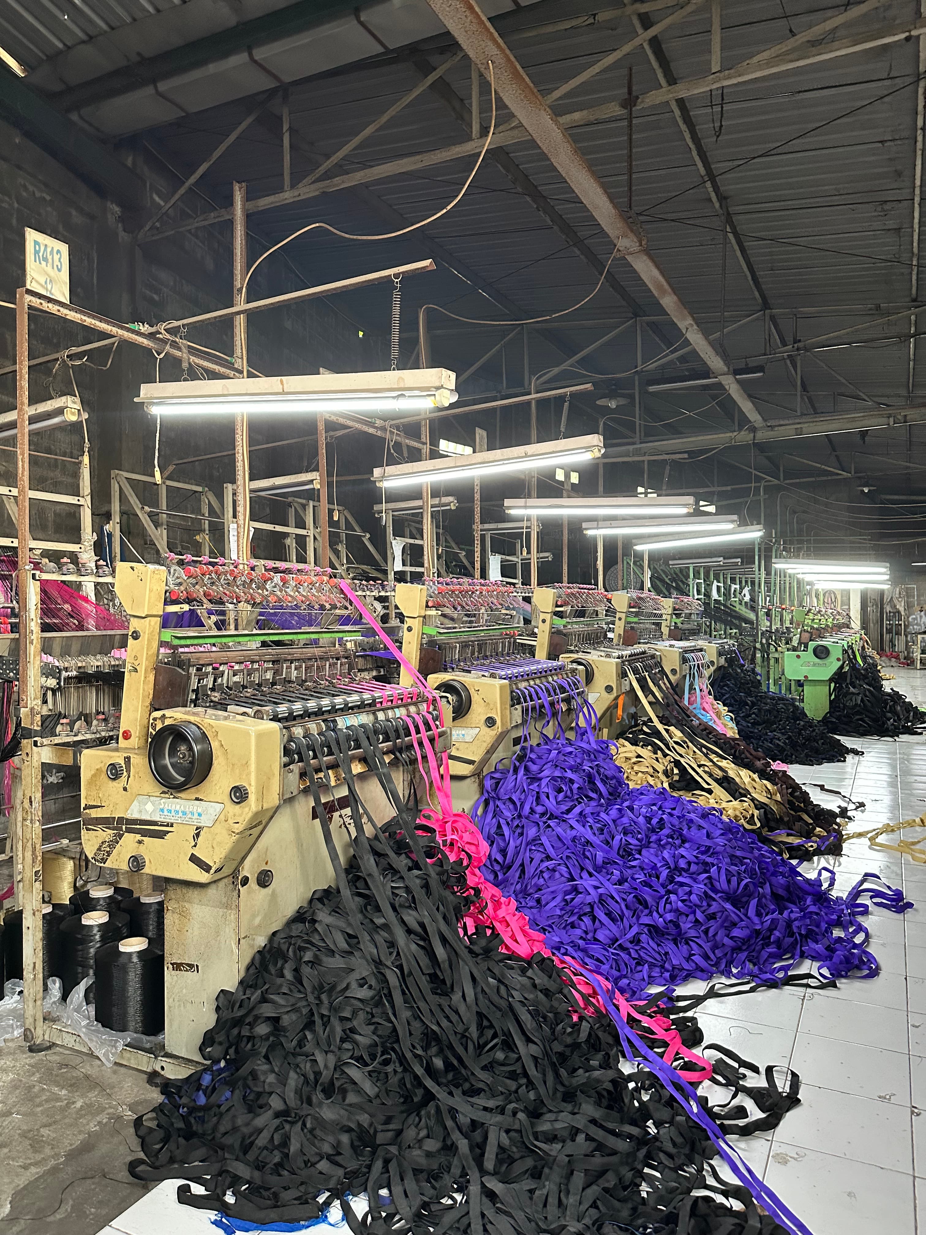 Fasilitas produksi tali webbing Gema Sutera
